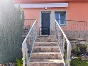 Casa con dos viviendas independientes en Leiro, Miño