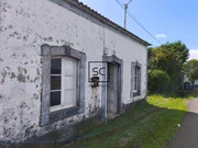 Casa de piedra para rehabilitar en O Feal, Narón.