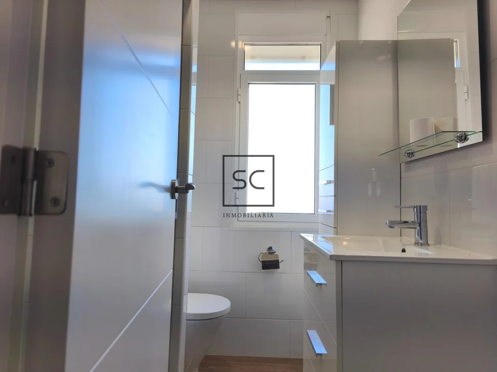 Apartamento con patio y vistas al mar en la Graña, Ferrol.