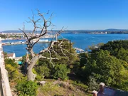 Apartamento con patio y vistas al mar en la Graña, Ferrol.