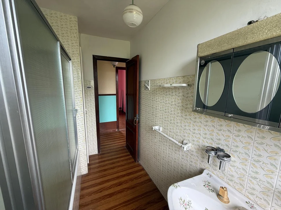 Casa con finca y garaje en Chamorro-Boeiro, Valdoviño.