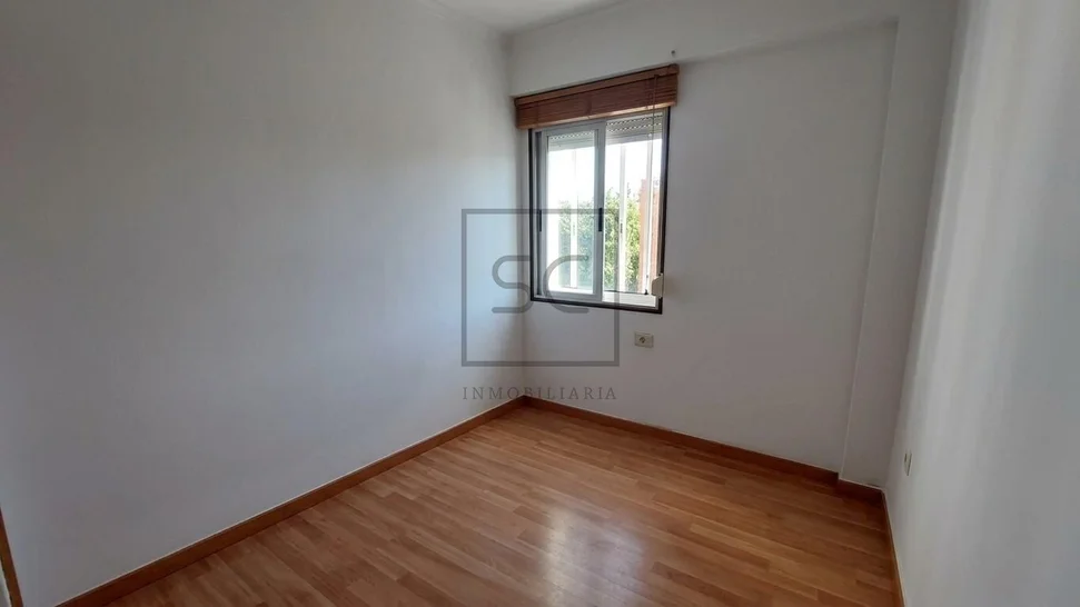 Piso de 3 habitaciones en Narón