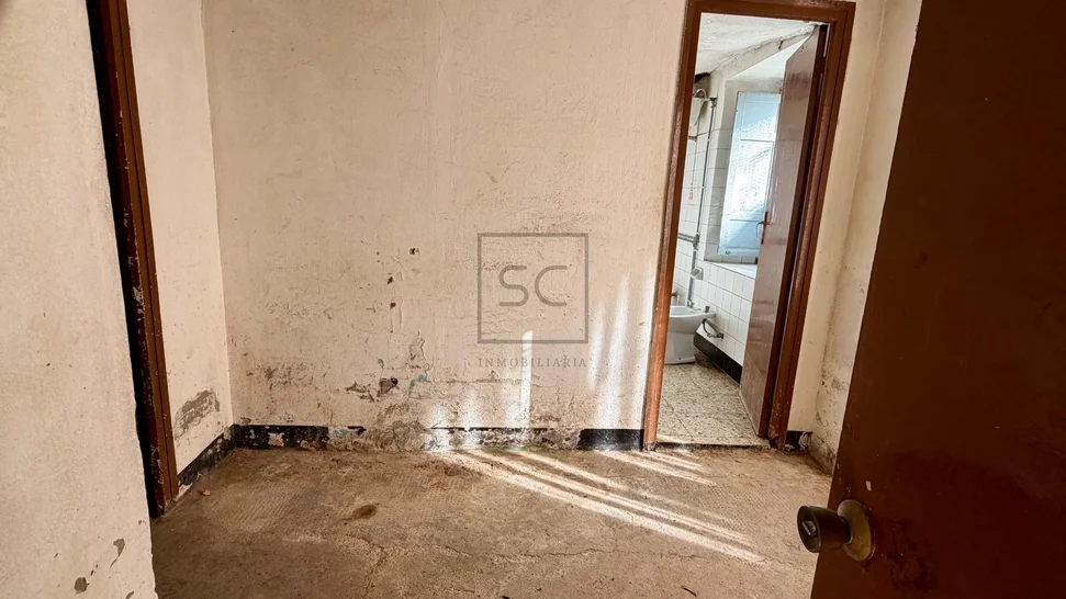 Casa adosada, para reformar en Neda. – foto 13