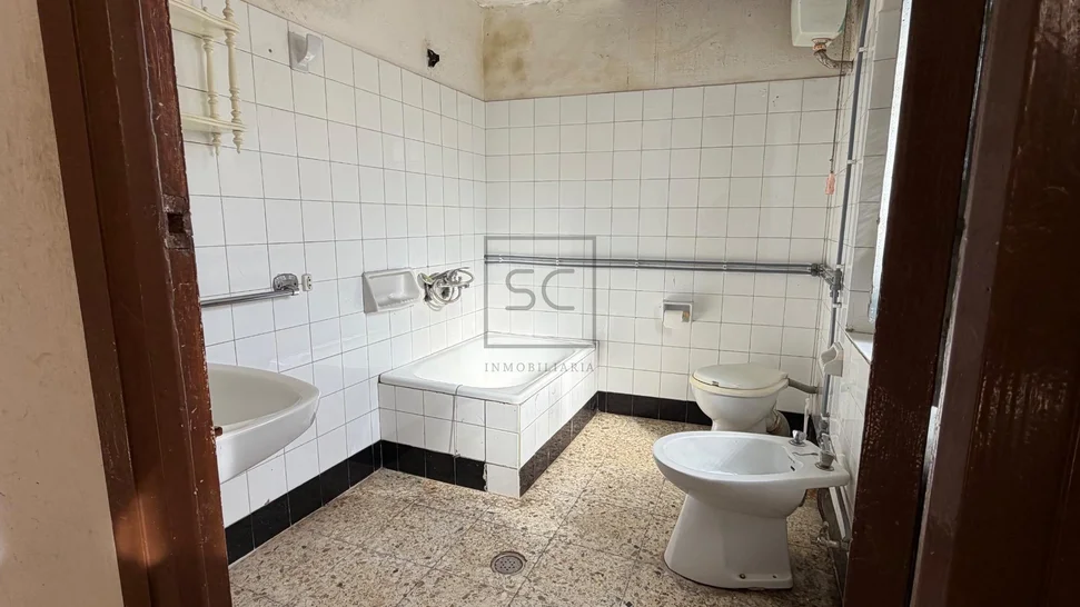 Casa adosada, para reformar en Neda. – foto 15