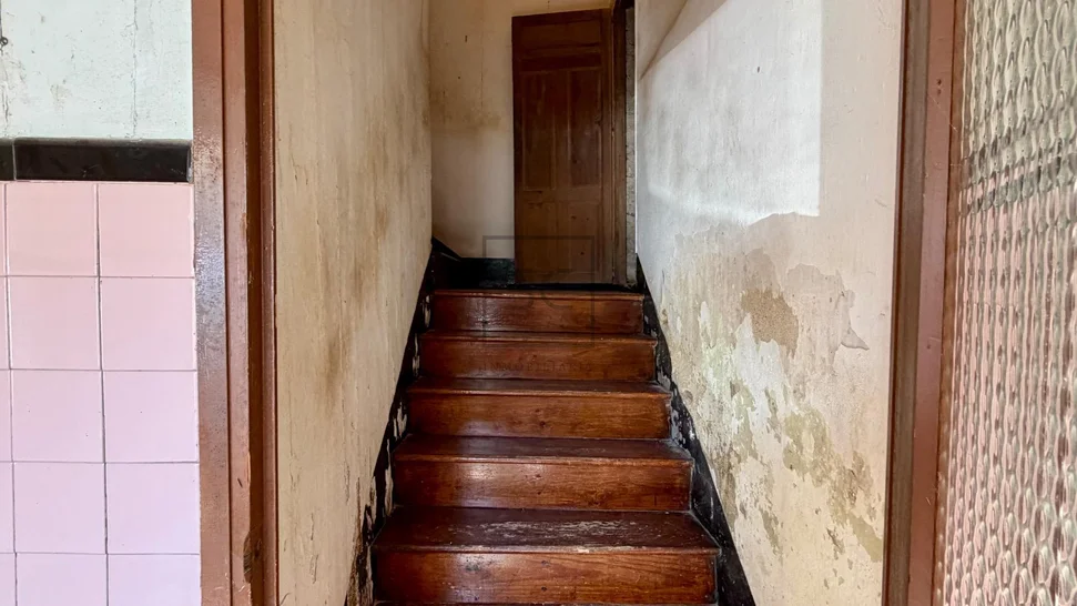Casa adosada, para reformar en Neda. – foto 17