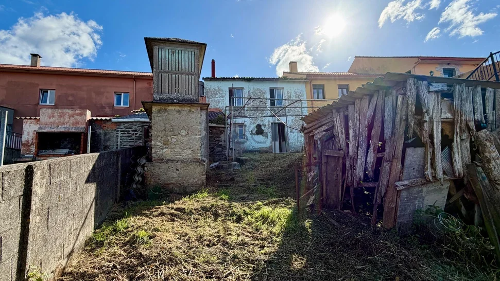 Casa adosada, para reformar en Neda. – foto 33